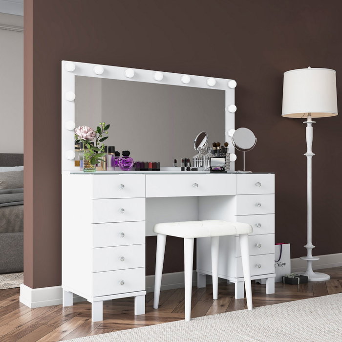 Hanah Home Mesa de Maquillaje BJ163 - 4002 con 13 Focos y Puff Blanco Hanah Home Mesa de Maquillaje BJ163 - 4002 con 13 Focos y Puff Blanco